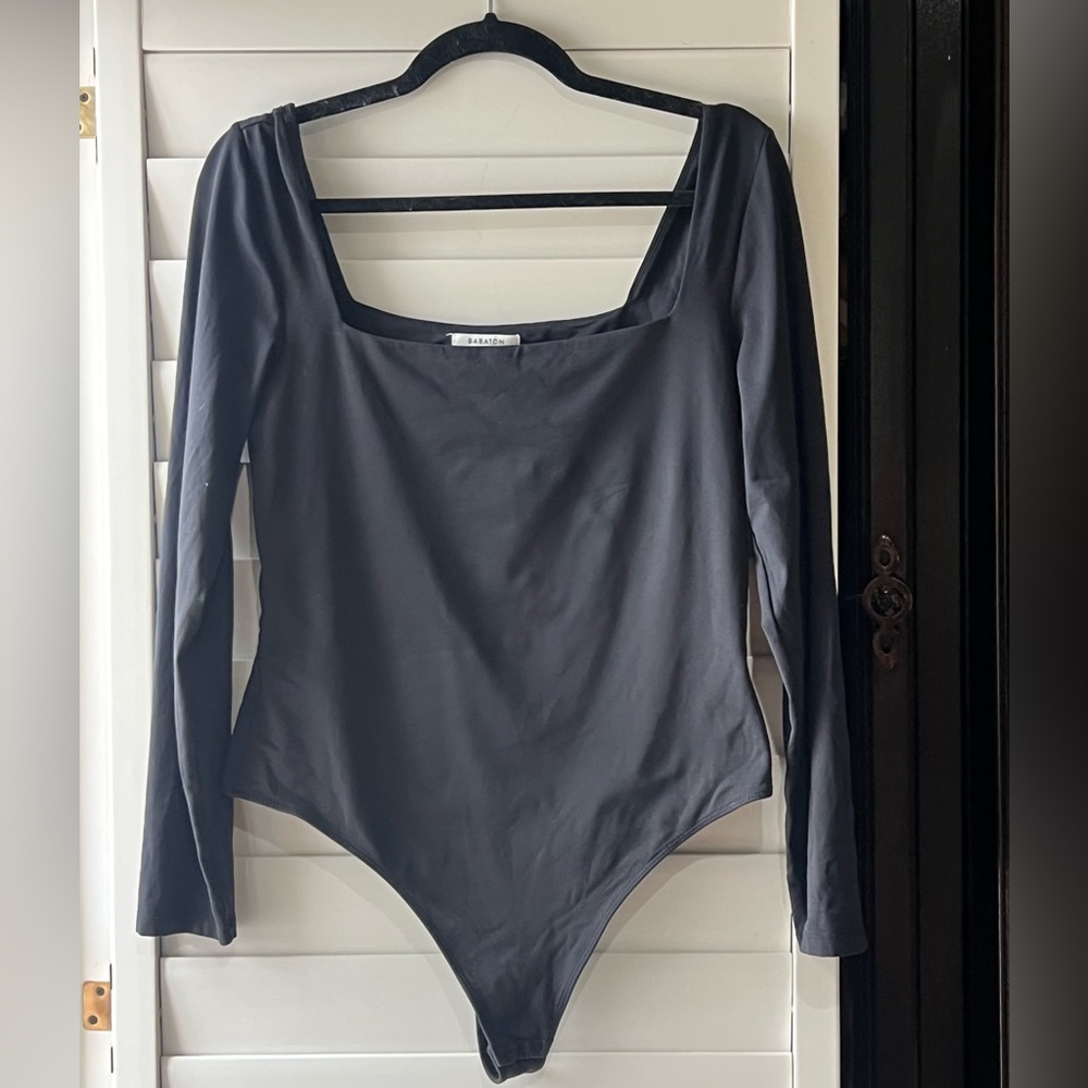 Aritzia Babaton Black Square Neck Long Sleeve Top